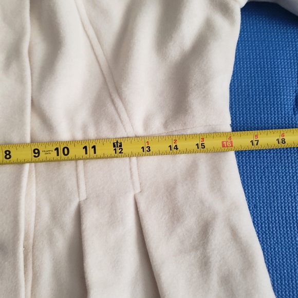 Diane Von Furstenberg Quinnie Coat - Picture 12 of 16